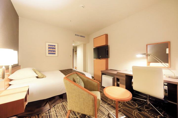 Room 44 of 84