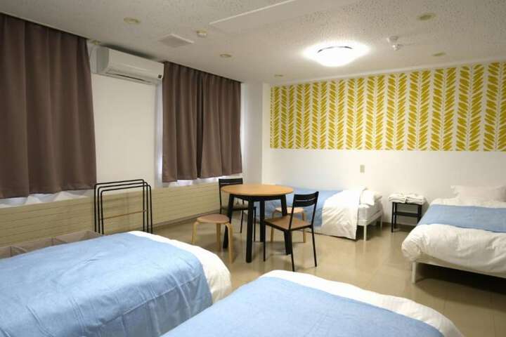 Room 6 of 26