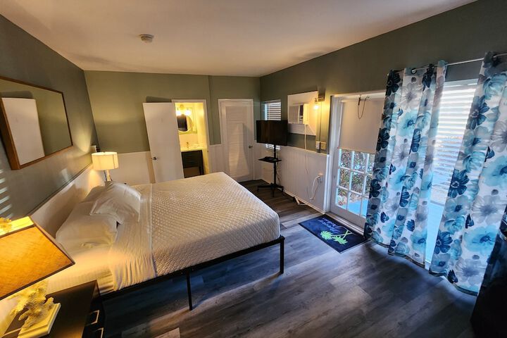 Room 2 of 46