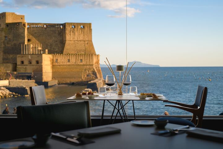 Dining 71 of 130