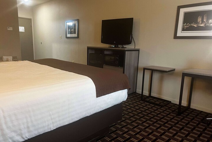 Room 20 of 65