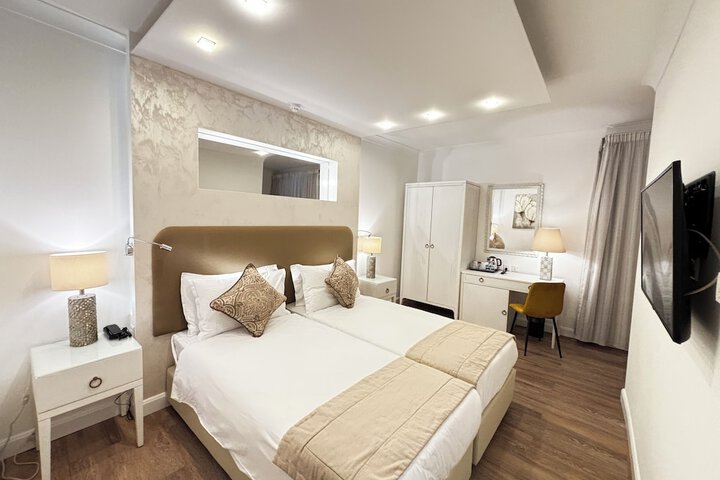 Room 15 of 58