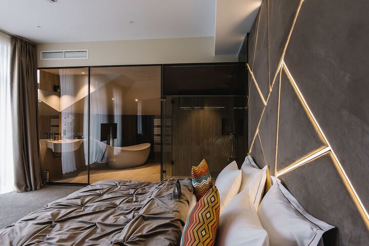 Room 45 of 112