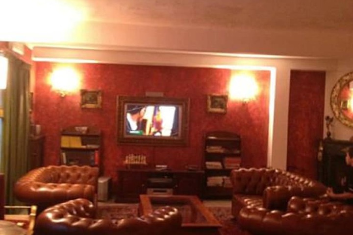 Hotel Interior 4 of 31