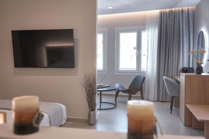 Room 42 of 59