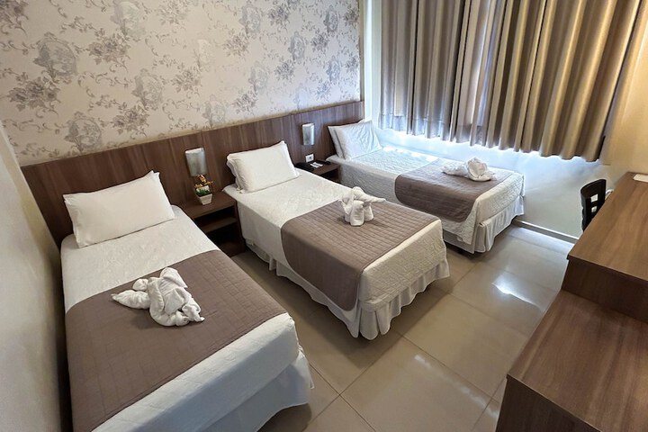 Room 49 of 103