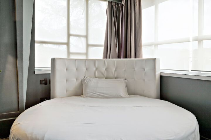 Room 16 of 57