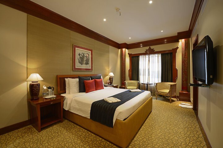 Room 19 of 170