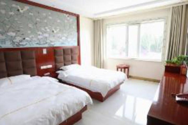 Room 5 of 7