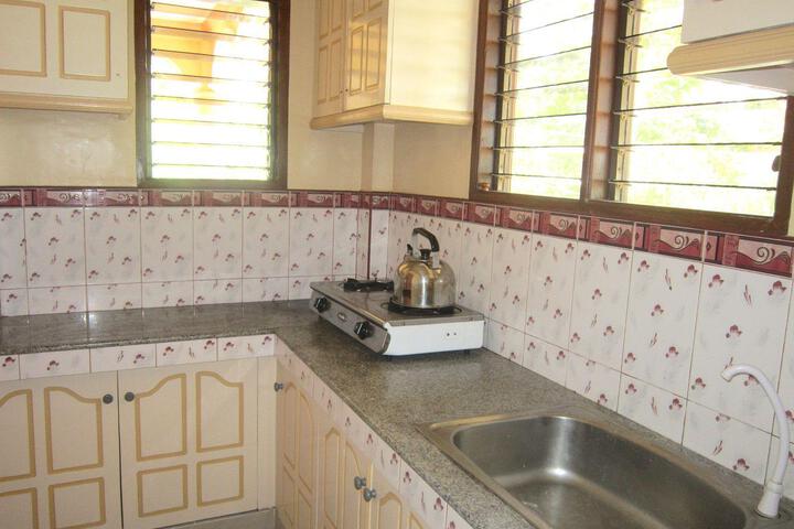 Roselas Apartelle