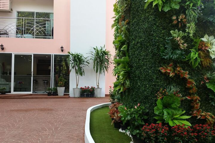 Hotel 51 of 53