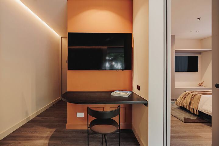 Room 53 of 93