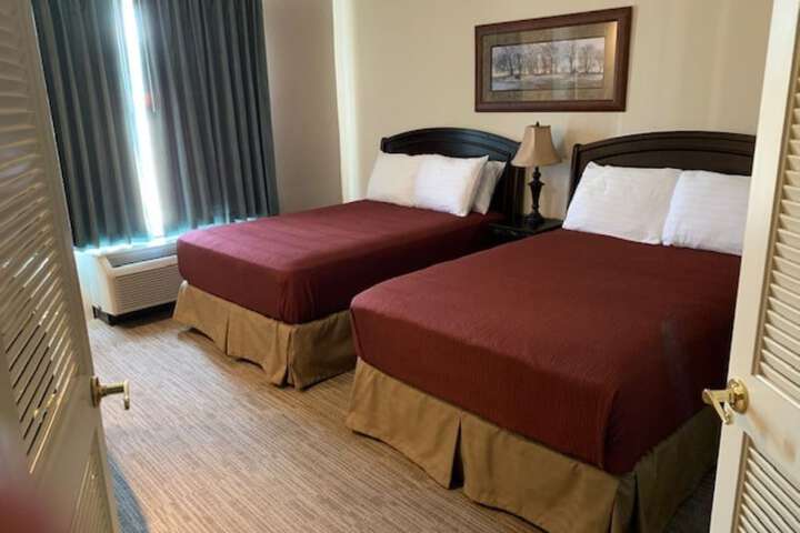 Room 108 of 297