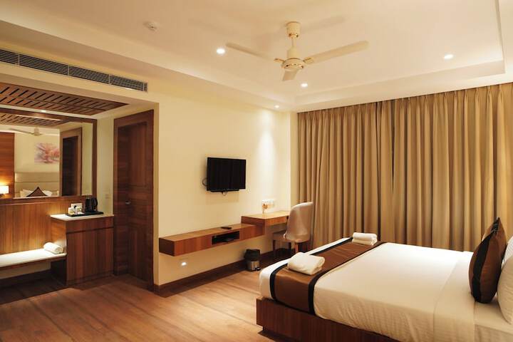 Room 27 of 72