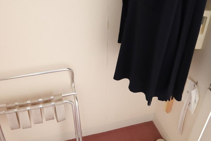 Room 12 of 257