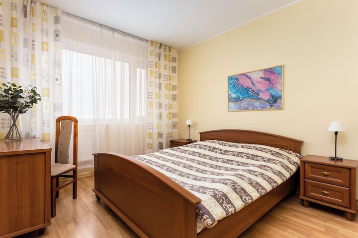Room 42 of 87