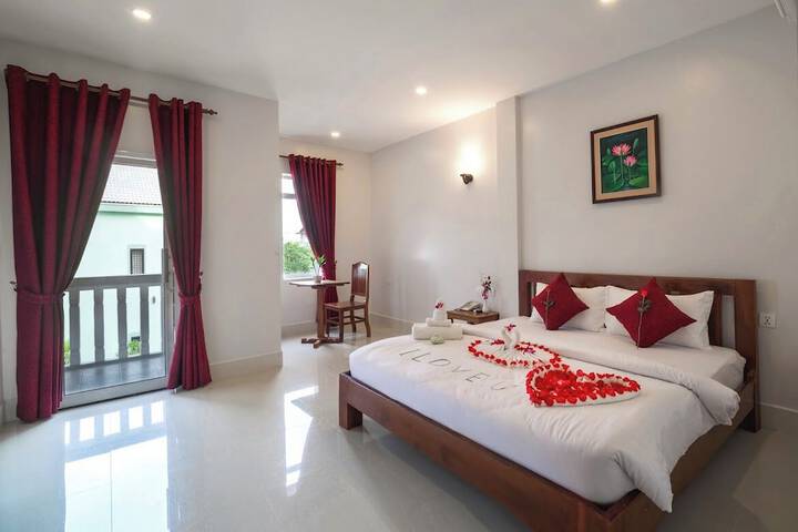 Room 2 of 24