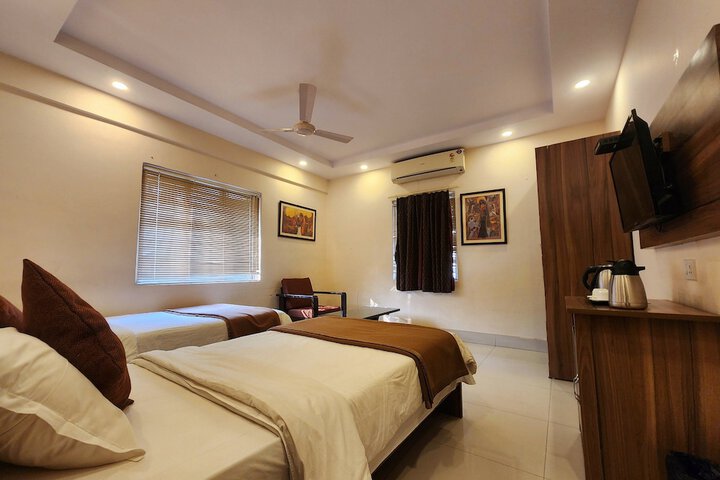 Room 35 of 96