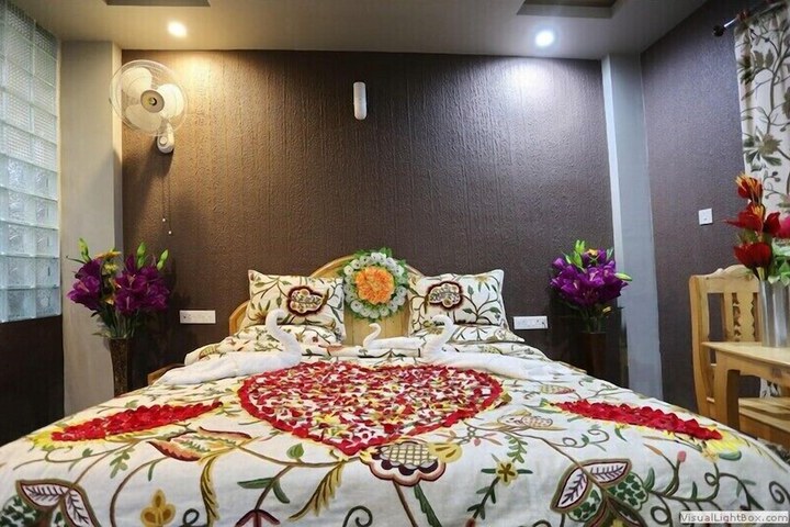 Room 10 of 41