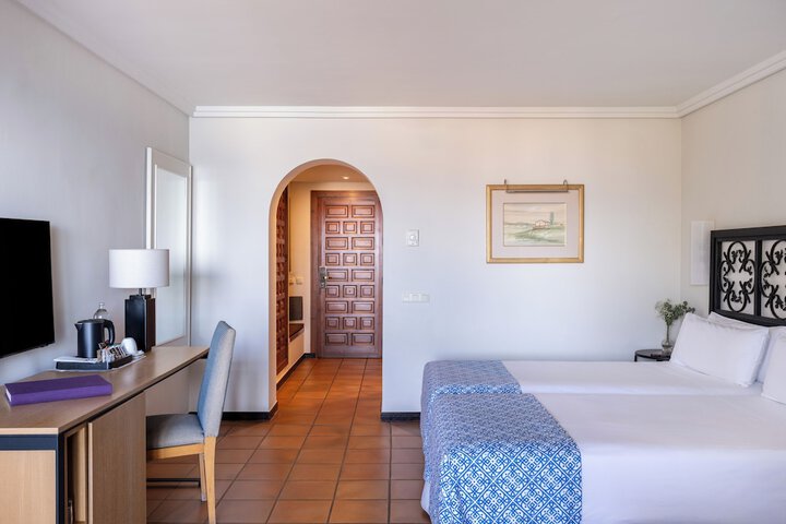 Room 17 of 45