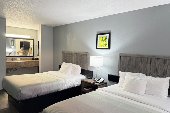 Room 7 of 23