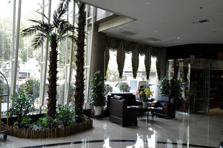 Hotel Interior 5 of 12