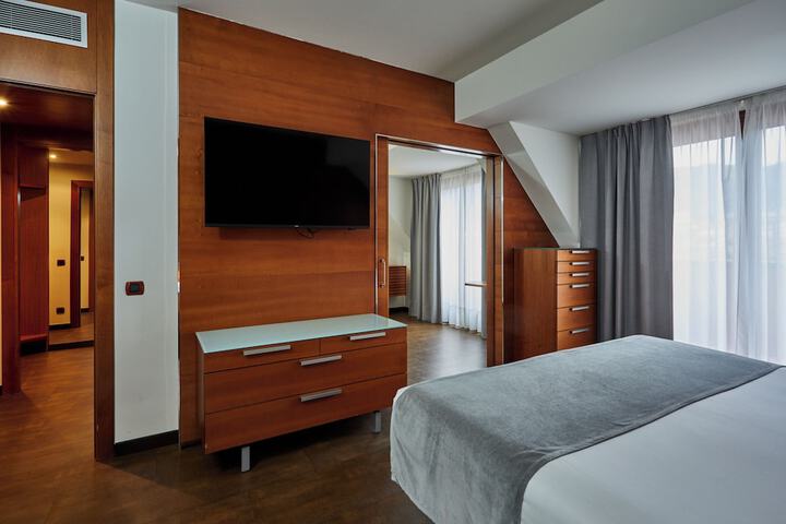 Room 22 of 123