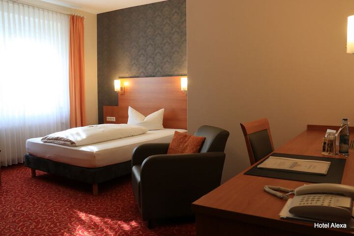 Room 4 of 47