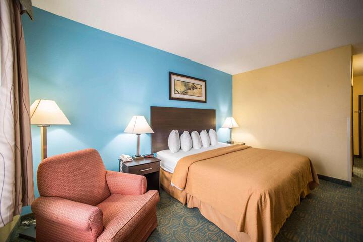 1 King Bed Mobility Accessible (2 of 7)