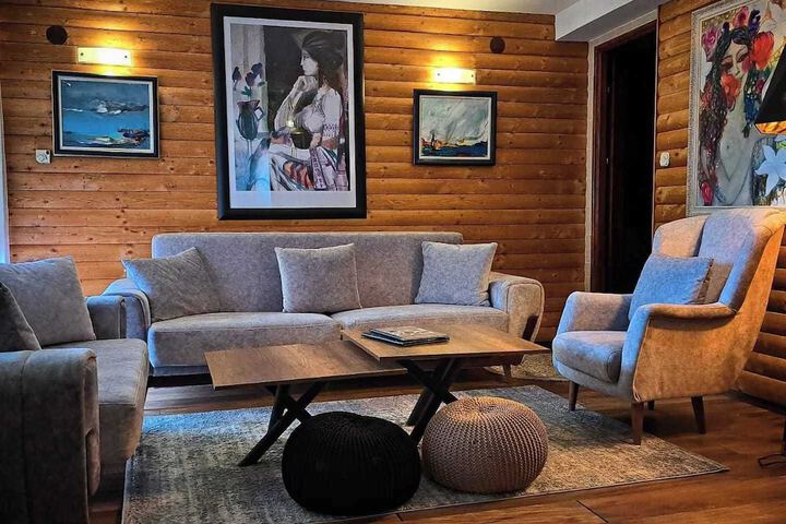 Room 15 of 47