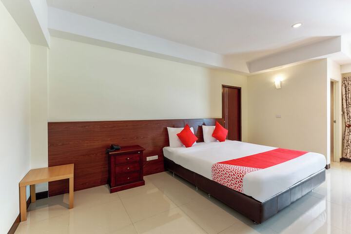 Room 14 of 25