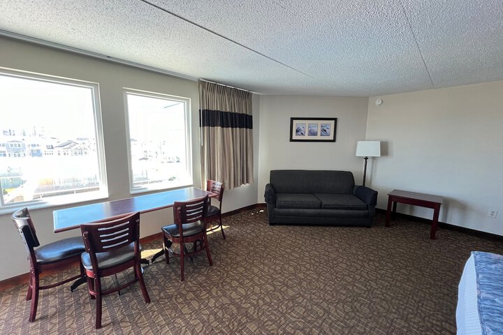 Room 44 of 71