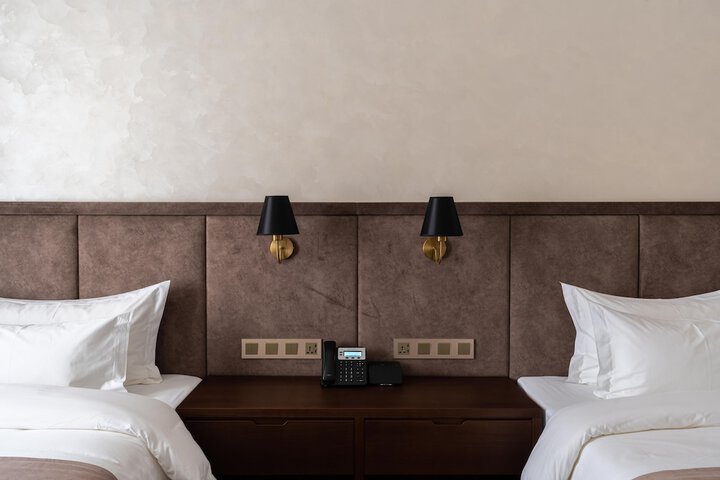 Room 30 of 114