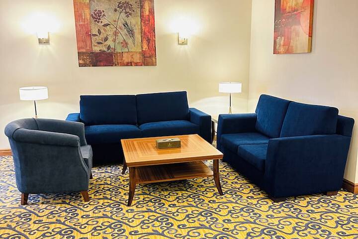 Room 18 of 34