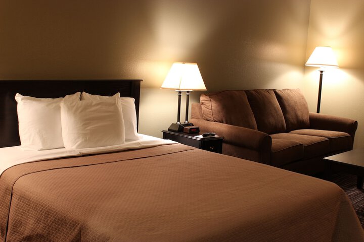 Room 8 of 31