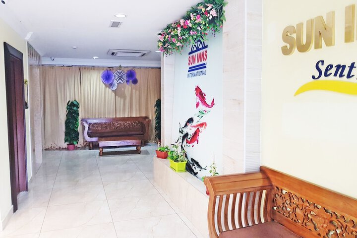 Hotel Lobby