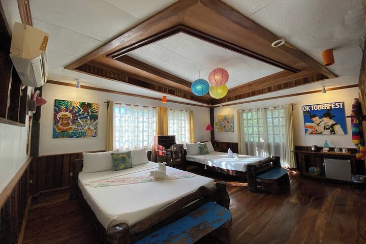 Room 53 of 98