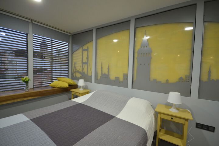 Room 4 of 40