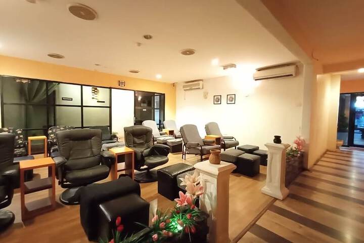 Spa 26 of 32