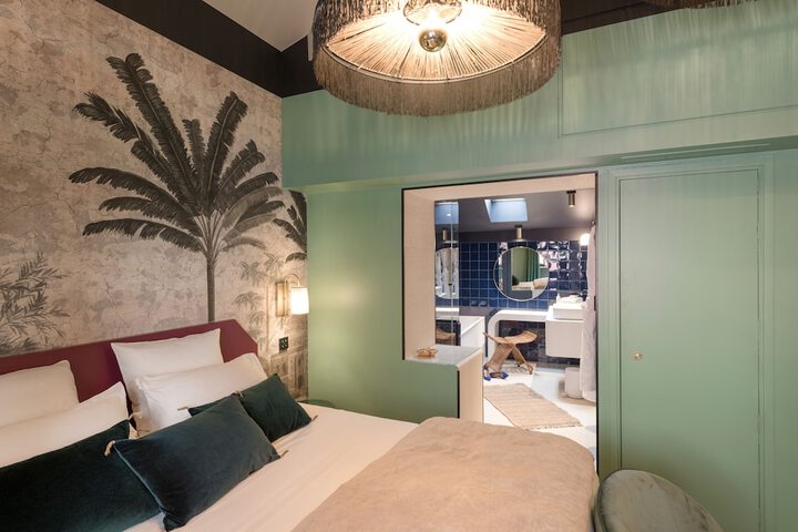 Room 57 of 285