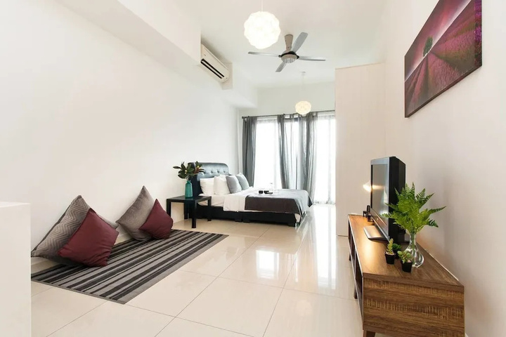 Room 5 of 22