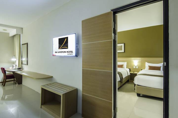 Room 6 of 53