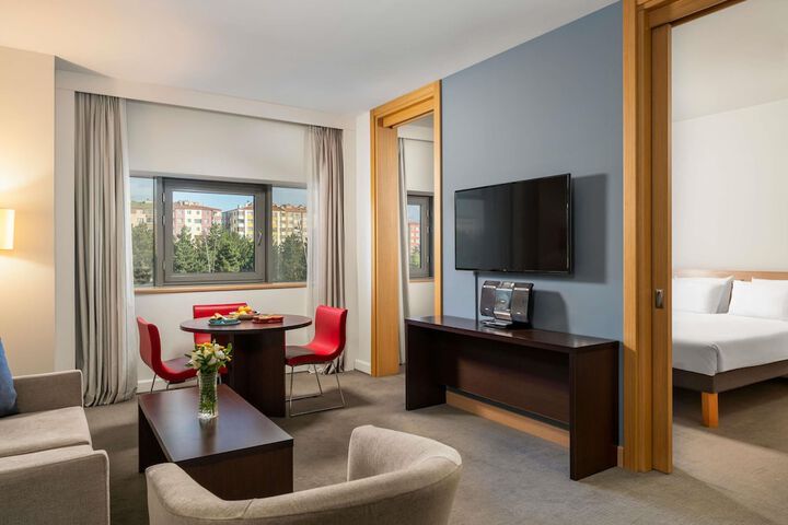 Room 8 of 53