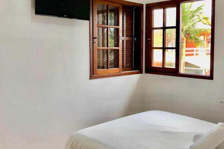 Room 2 of 97