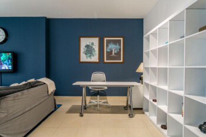 Room 13 of 31