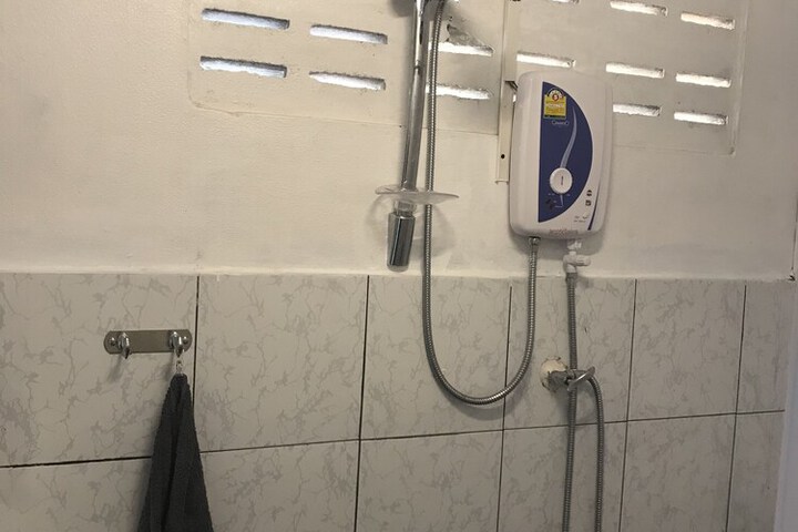 Room 16 of 21