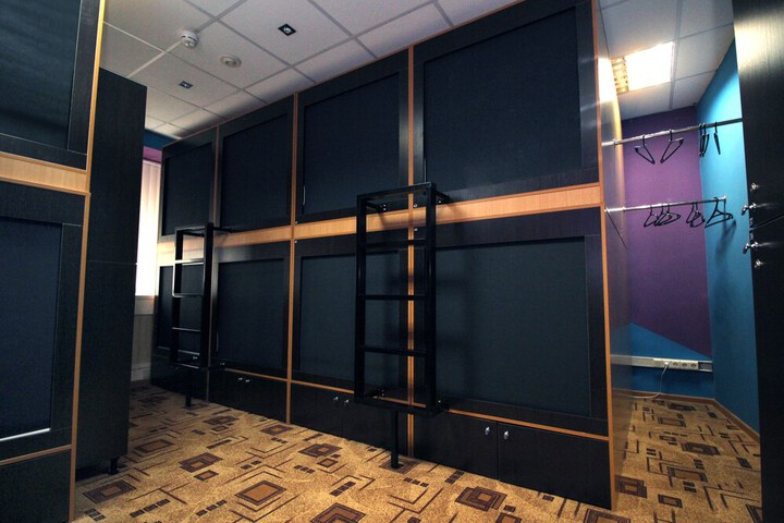 Room 21 of 45