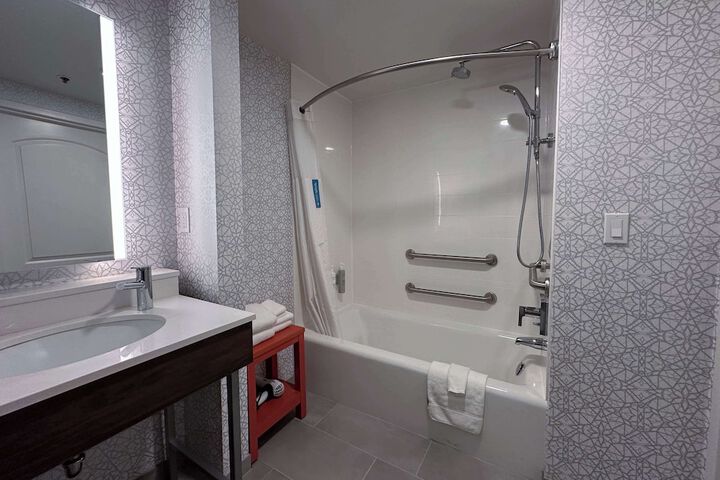 Bathroom shower