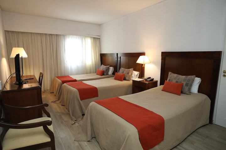 Room 12 of 39