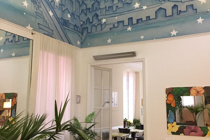 Guest Lobby